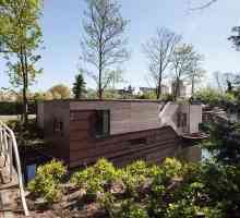 Модерна плаваща къща за почивки в Холандия