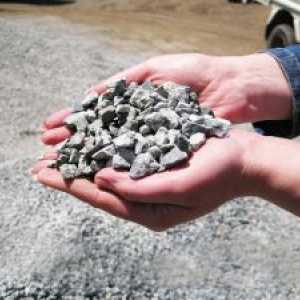 Бетон, цимент и бетон натрошен камък