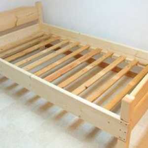 Как да си направите качествено легло от дърво?