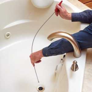 Как да изчистите блокажа в банята