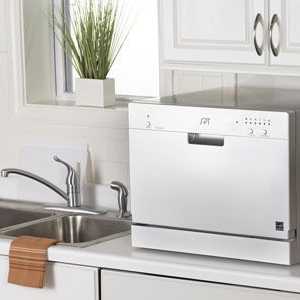 Компактната миялна машина е добро решение за малка кухня и малко семейство