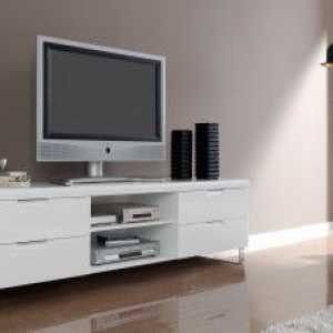 Мебелите със собствените си ръце облицовка под телевизора
