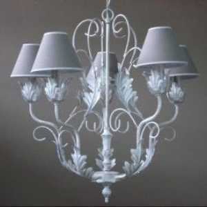 Разнообразни лампи в стила на Прованс