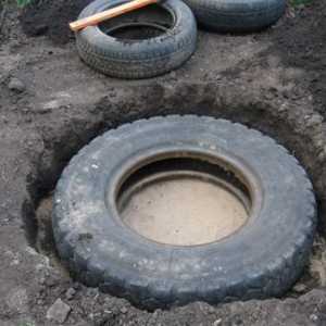 Септични на гуми, гуми и колела, принципа на работа и подреждане