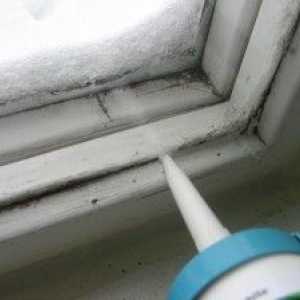 Затопляне на прозорците в апартамента за зимата по технология